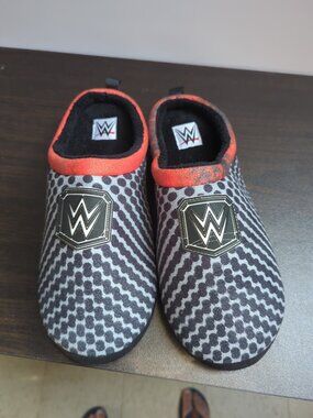 New Unisex Medium WWE Steel Cage Slippers Clog Hard Sole Ground Up New